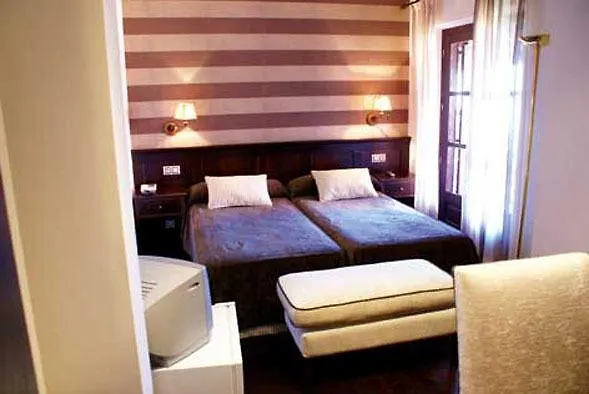 Meson Leira Antiga Cedeira